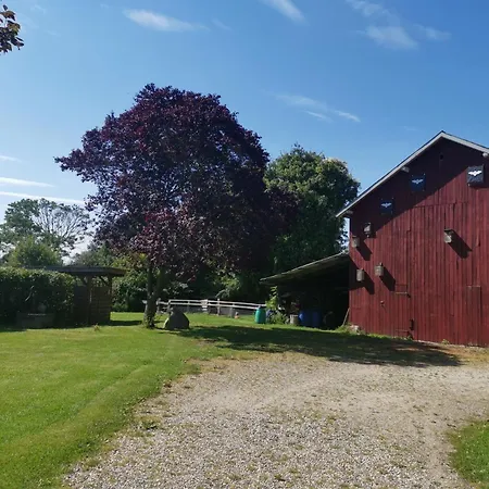 Am Bauernhof * Behrensdorf